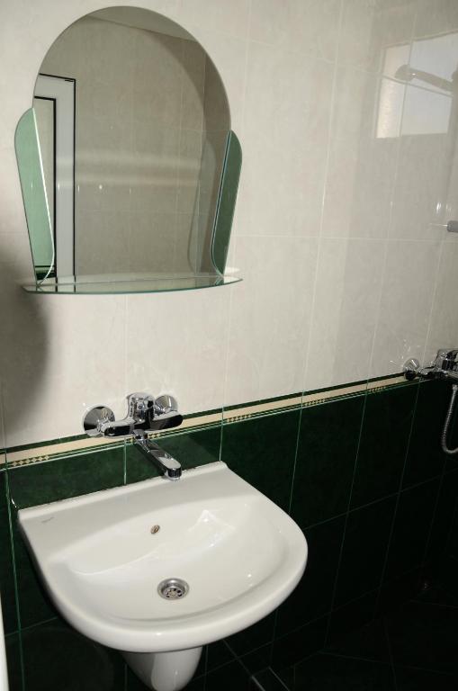 Kirovi House - Guest Rooms تساريفو المظهر الخارجي الصورة